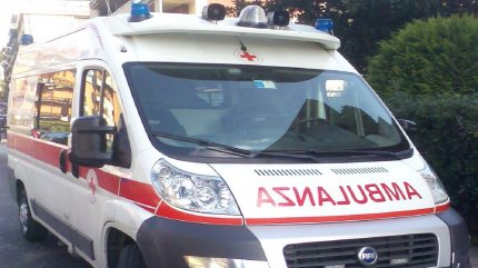 Echipajul medical chemat la faţa locului a refuzat să o transporte la spital