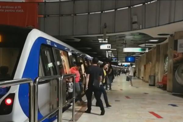 Stație de metrou din București