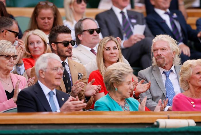John Major, David Beckham şi Richard Branson în tribune la Wimbledon