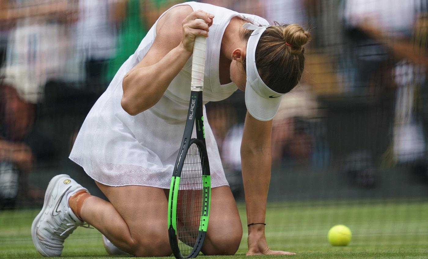 Simona Halep Simona Halep la sfârșitul finalei de la Wimbledon