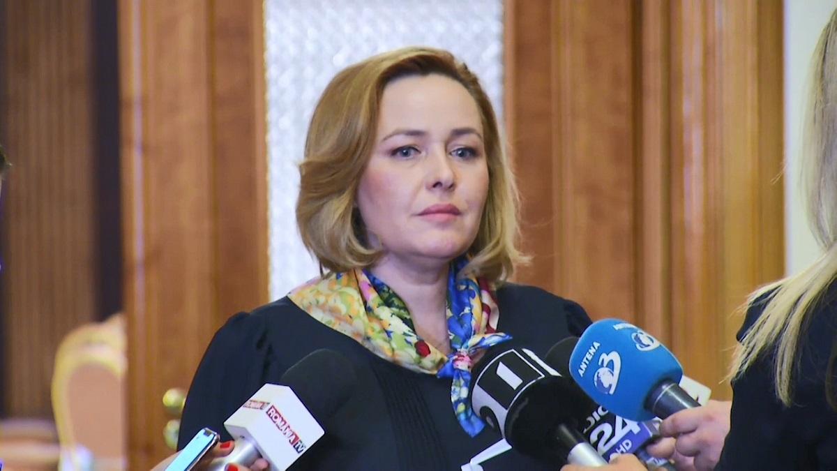 Carmen Dan a demisionat