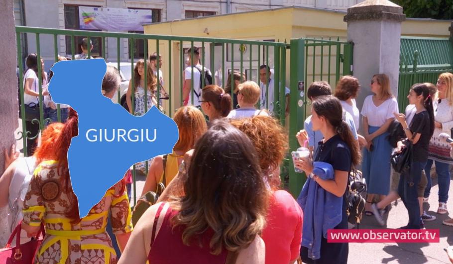 Candidaţi la Bac Candidaţi la Bacalaureat primesc lista cu rezultate