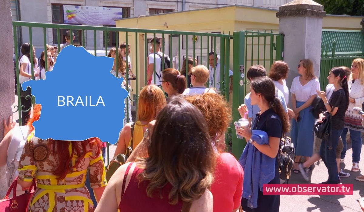 Candidaţi la Bac Candidaţi la Bacalaureat primesc lista cu rezultate