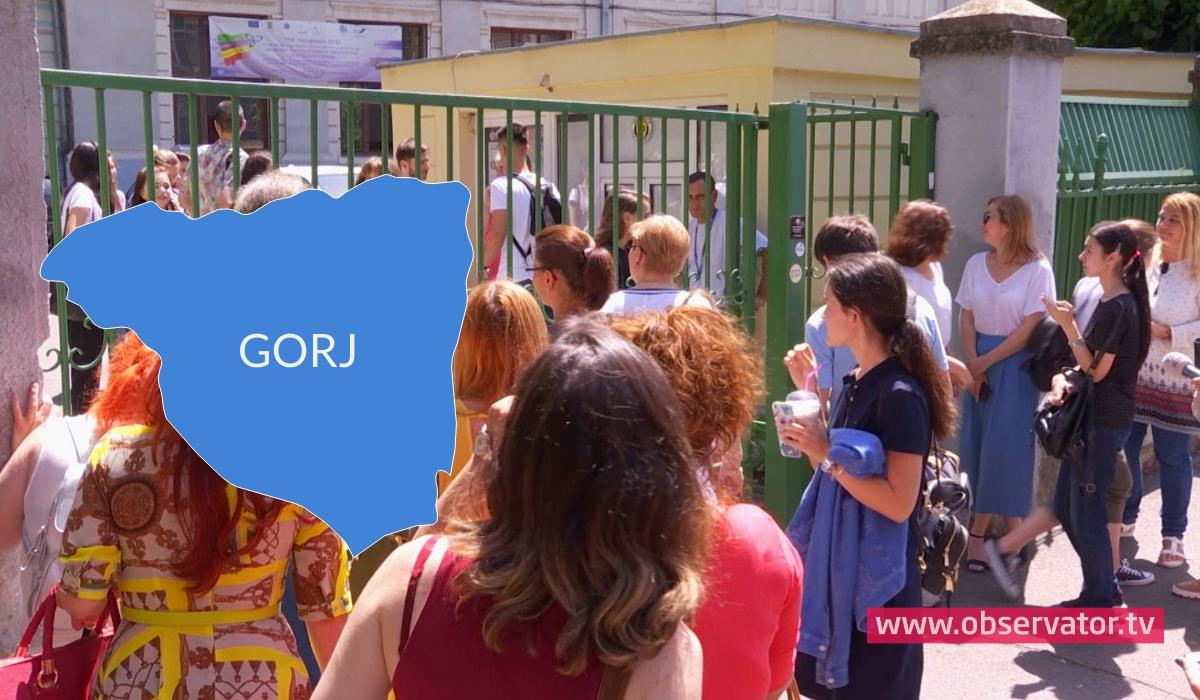 Candidaţi la Bac Candidaţi la Bacalaureat primesc lista cu rezultate