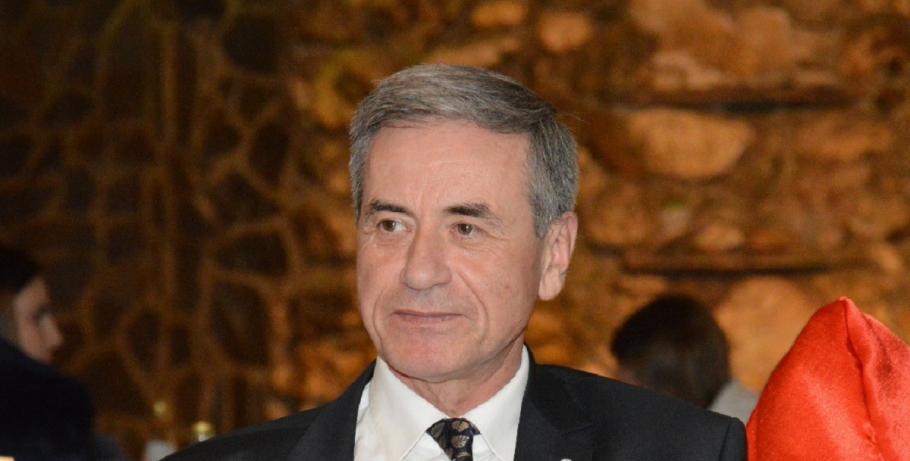 Primarul din Rucăr, despre cum a fost salvată femeia luată de viitură Femeia luată de viitură, în Rucăr, a suferit numeroase fracturi