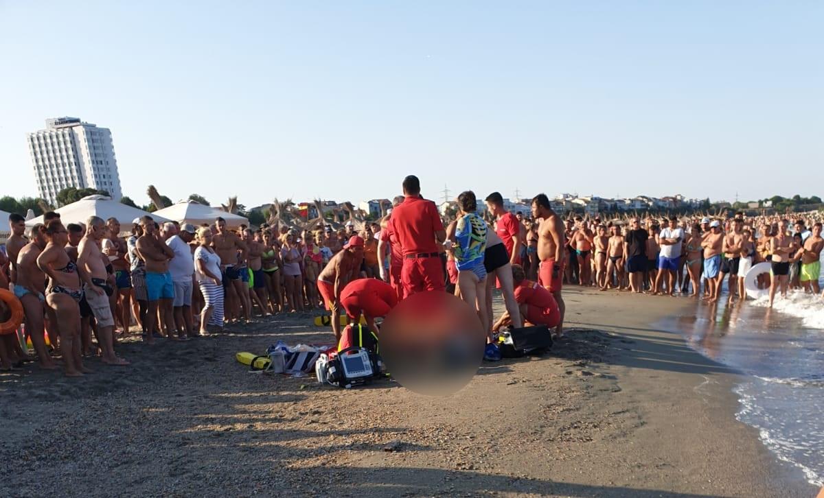 Tragedie în Mamaia, doi tineri s-au înecat vineri după-amiază