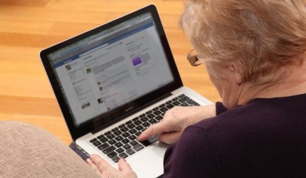 Pensionară dispărută în Lupeni, găsită de Poliţie în casa iubitului de pe Facebook