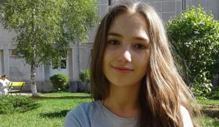 Roberta Gabriela Codinoiu are 13 ani