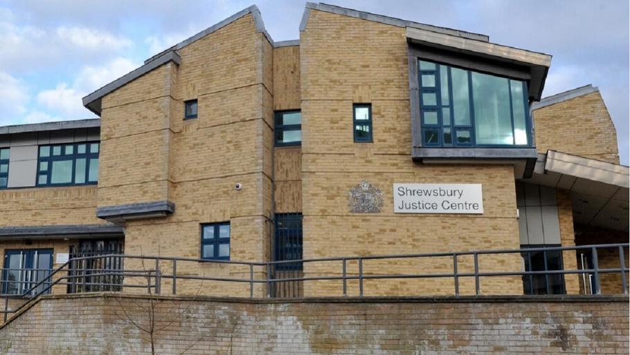Adolescenţi români, de 15 şi 16 ani, judecaţi în Anglia pentru jaf Minorii români, găsiţi vinovaţi de jaf