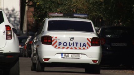 Mașină de poliție în misiune