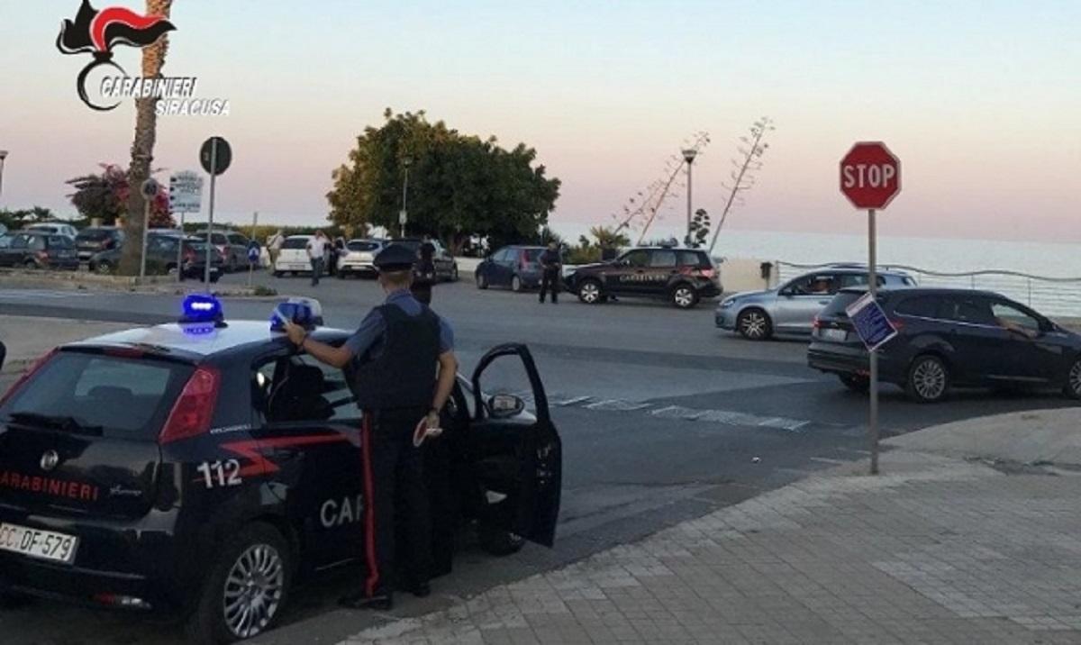 Româncă arestată în Italia Româncă arestată în Italia, după ce a furat 23 de role cu cașcaval