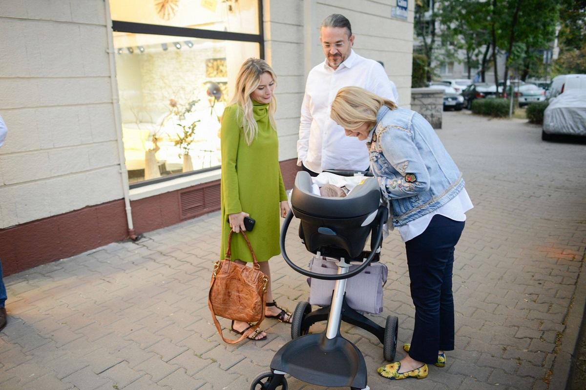 Alessandra Stoicescu primește sfaturi pentru Sara de la Laura Cosoi