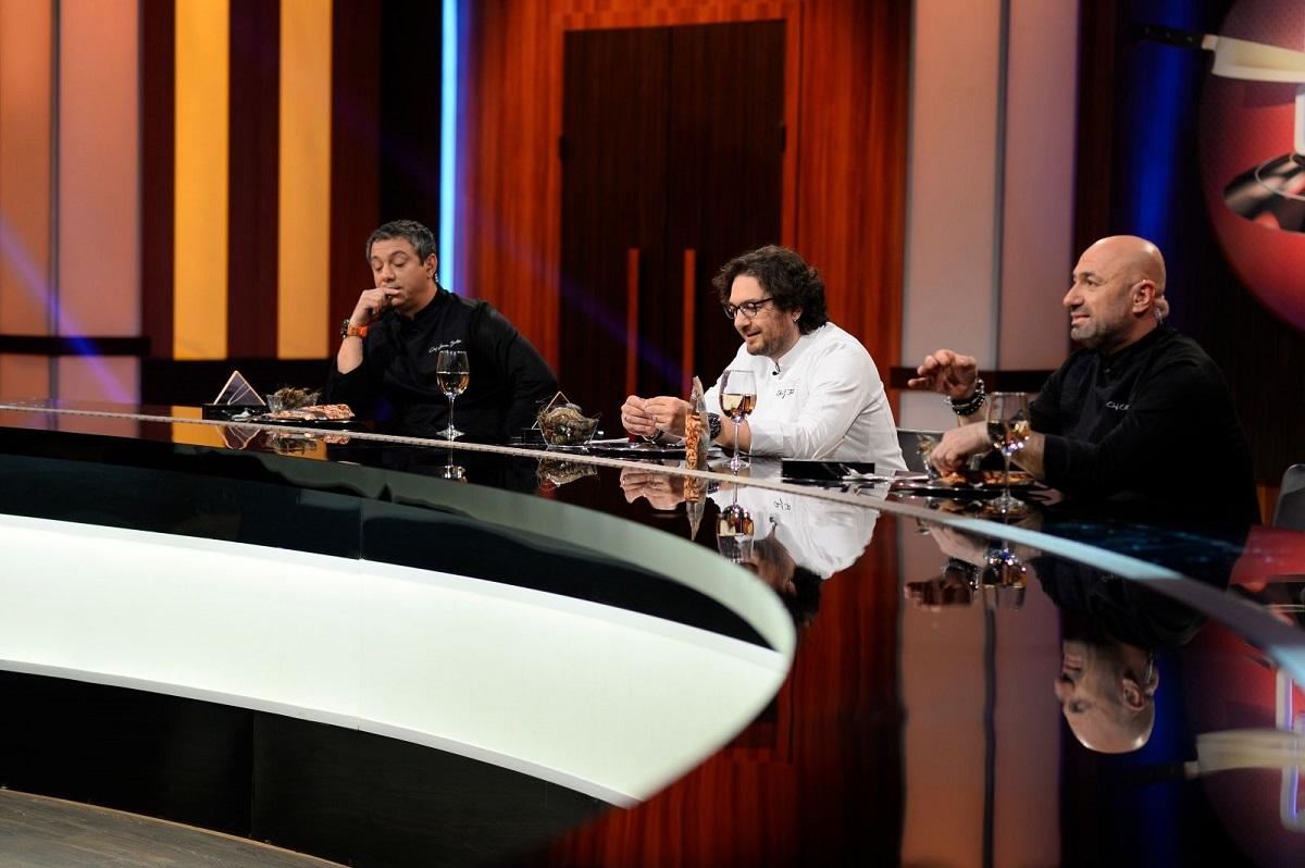 Prima confruntare culinară a chefilor din sezonul 7