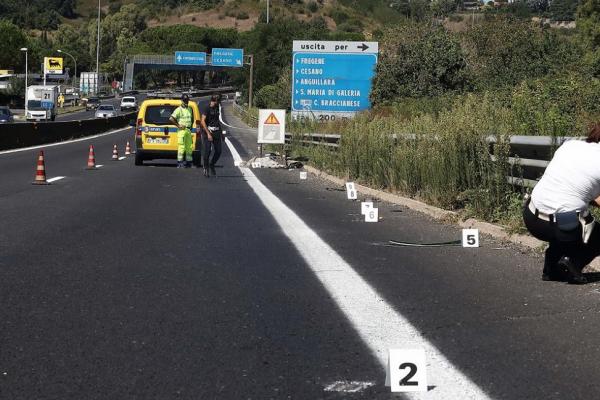 Românul a fost reţinut de poliţişti