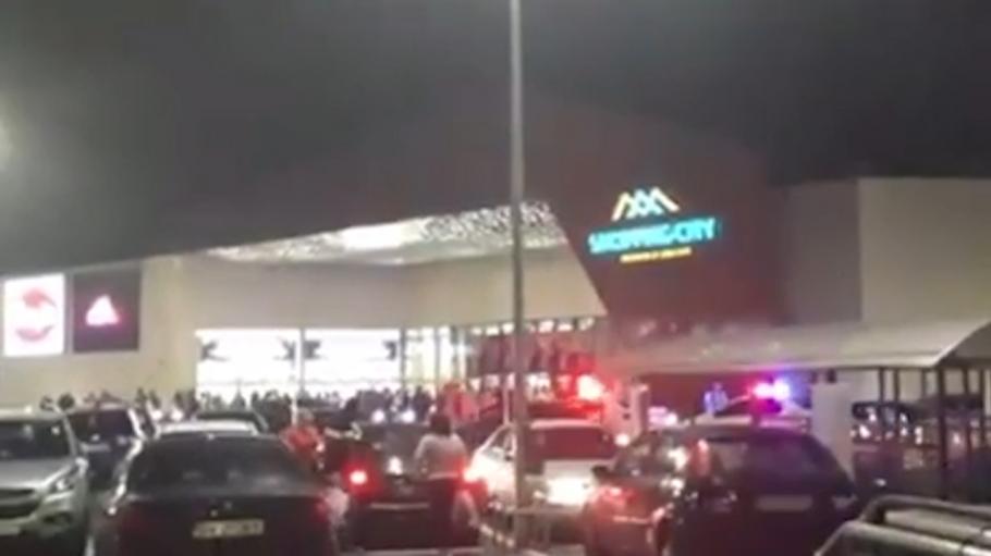 Un Adolescent A Lansat Alerta Cu Bombă La Mall Urile Din Râmnicu Vâlcea