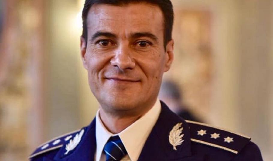 Florian Eniţă Florian Eniţă s-a pensionat