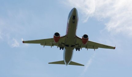 Companiile aeriene au anunţat că avioanele vor evita spaţiul aerian din Iran