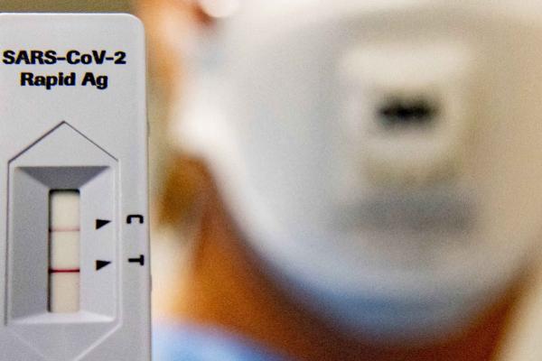 Argentina a ajuns la aproape un milion de infectări cu noul coronavirus