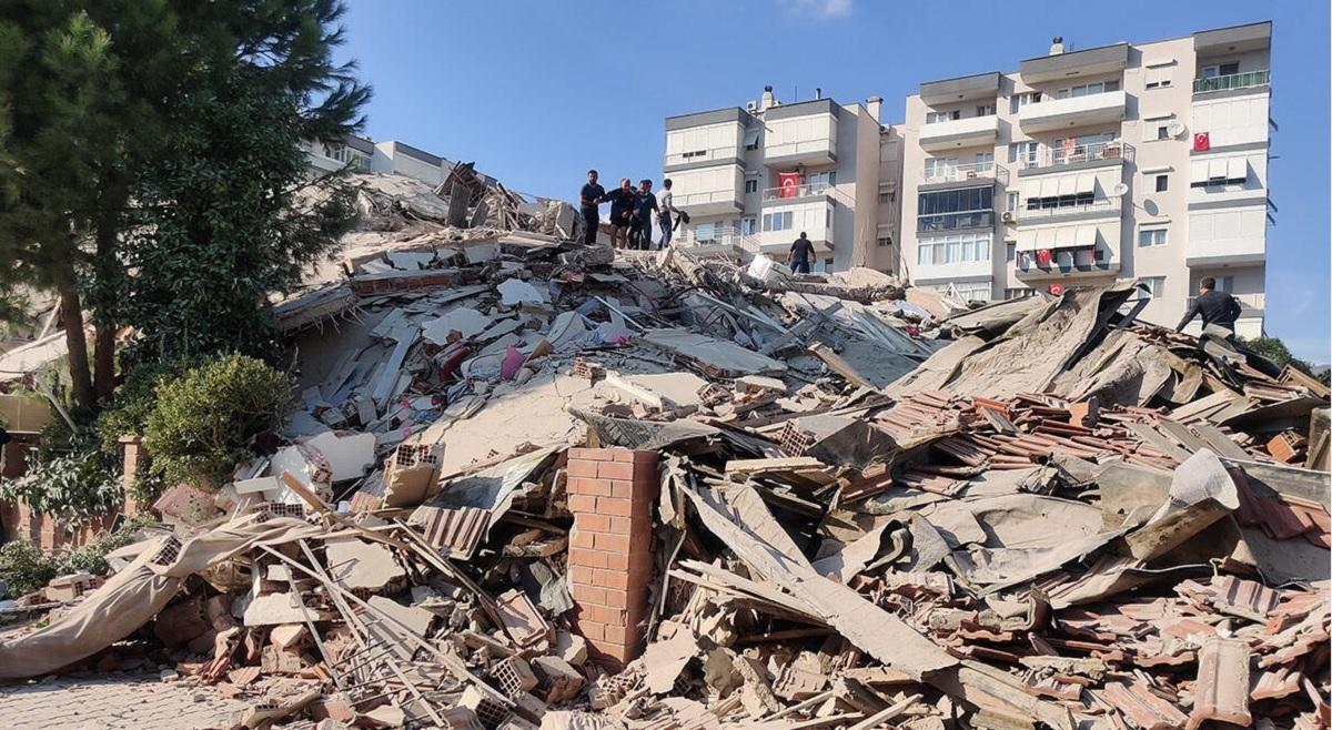 Cel puțin patru persoane au murit și 120 au fost rănite, în urma cutremurului
