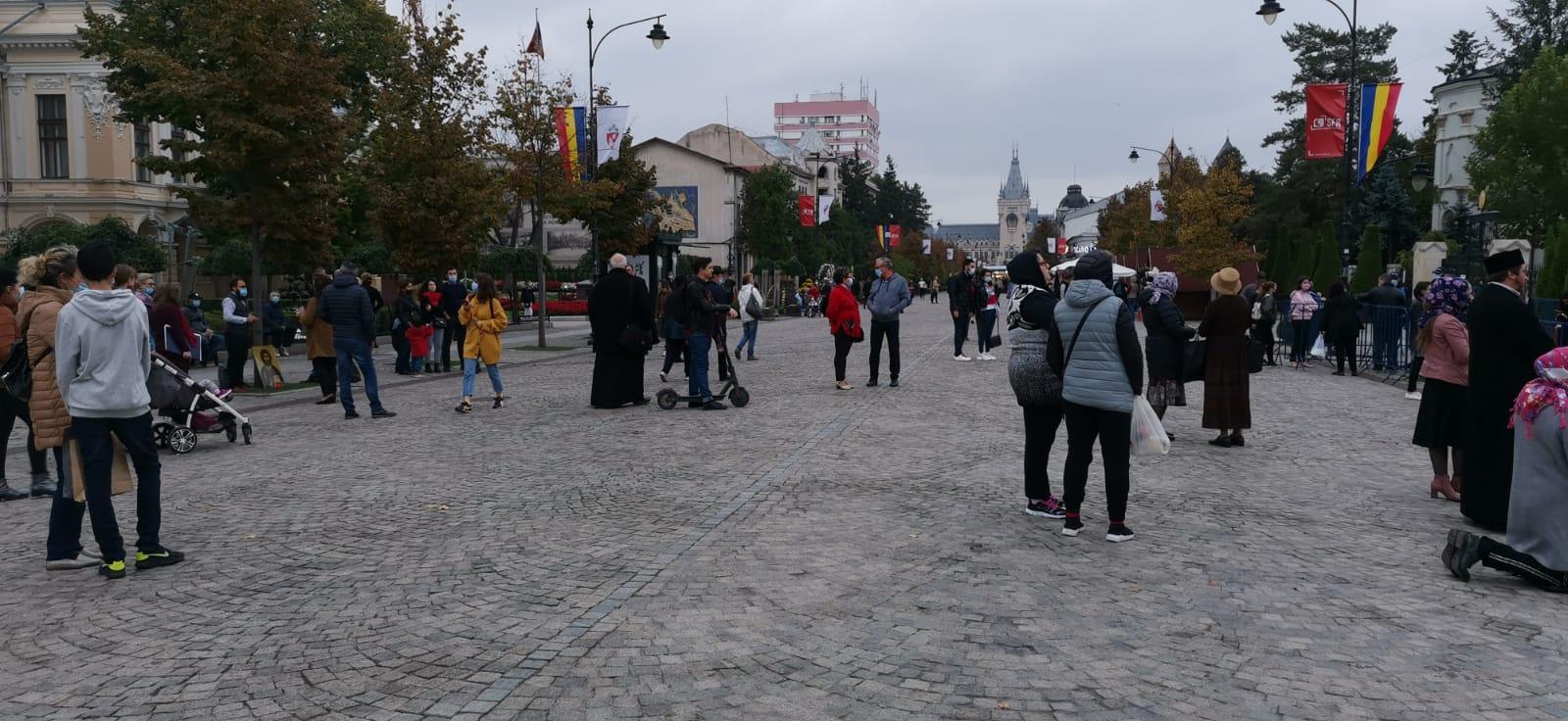 Protest la moaștele Sfintei Parascheva