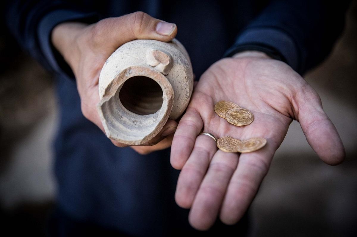 Monedele au fost descoperite în apropiere de Zidul Plângerii