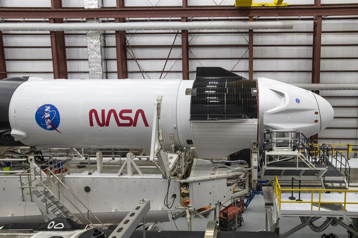 SpaceX, compania lui Elon Musk, va putea transporta oameni în spaţiu Turiştii ar putea ajunge în spaţiu începând din 2021