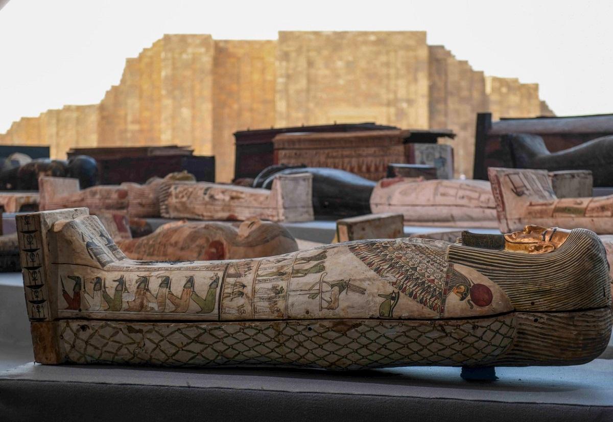 Sarcofagele au o vechime de peste 2000 de ani