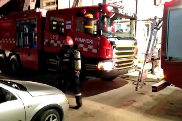 Incendiu cu 10 morți la ATI, în Neamț. Medic cu arsuri grave, după ce a încercat cu prețul vieții să scoată pacienții din foc. Video