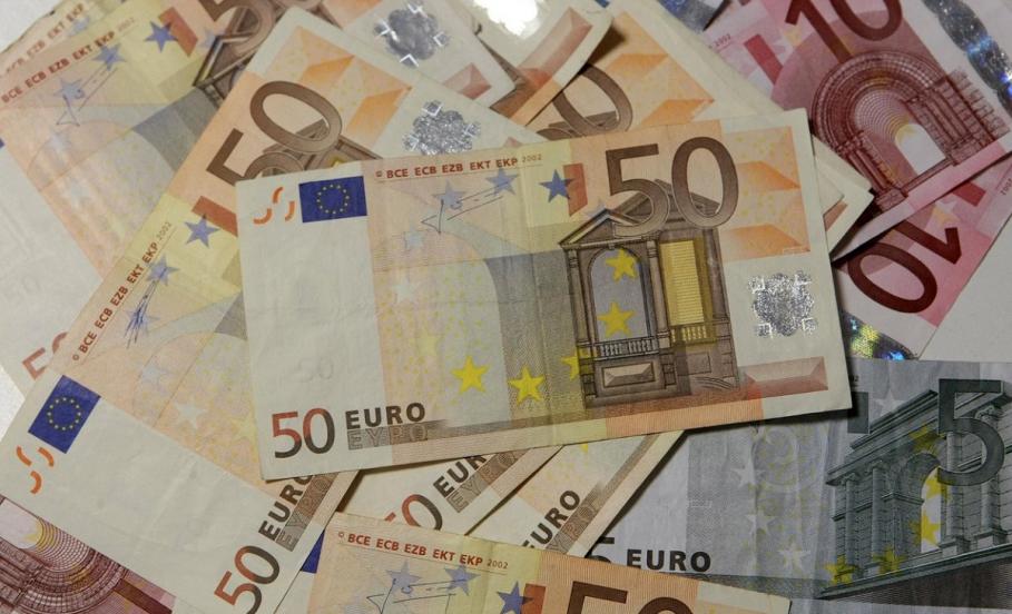 Euro Euro