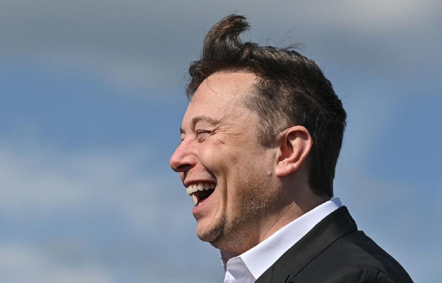Elon Musk a devenit al doilea cel mai bogat om din lume Elon Musk l-a depăşit în clasamentul miliardarilor pe Bill Gates