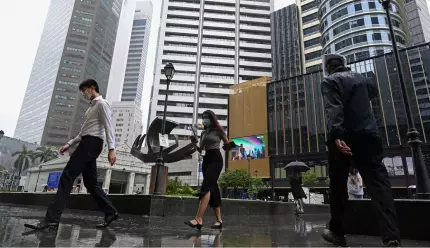 Singapore sărbătoreşte două săptămâni fără niciun caz de COVID-19 Cetăţenii au fost izolaţi timp de două luni