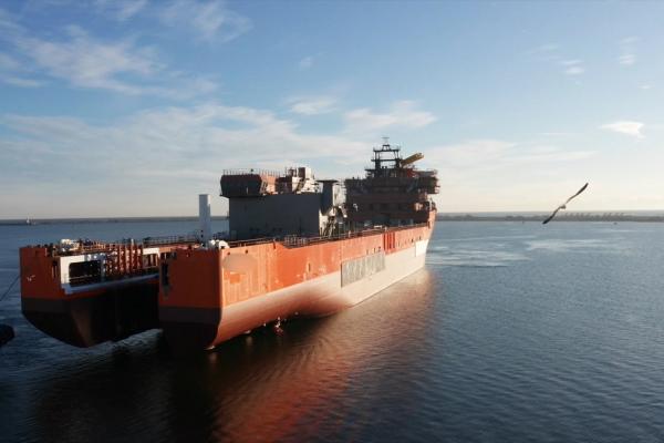 Cinci nave lansate la Șantierul Naval Damen Mangalia, ministrul Economiei: "România, din nou un lider în construcția navală"