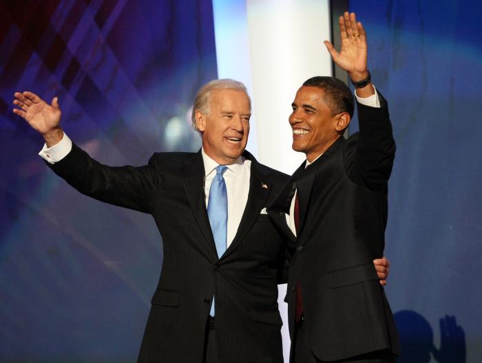 Fostul președinte american Barack Obama, alături de fostul său vicepreședinte și prieten, Joe Biden