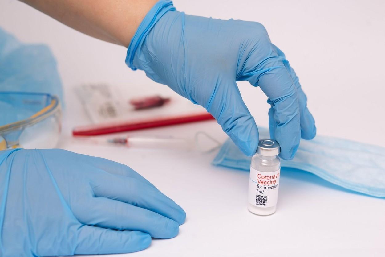 Agenţia Europeană a Medicamentului va evalua vaccinul Pfizer/BioNTech până pe 29 decembrie