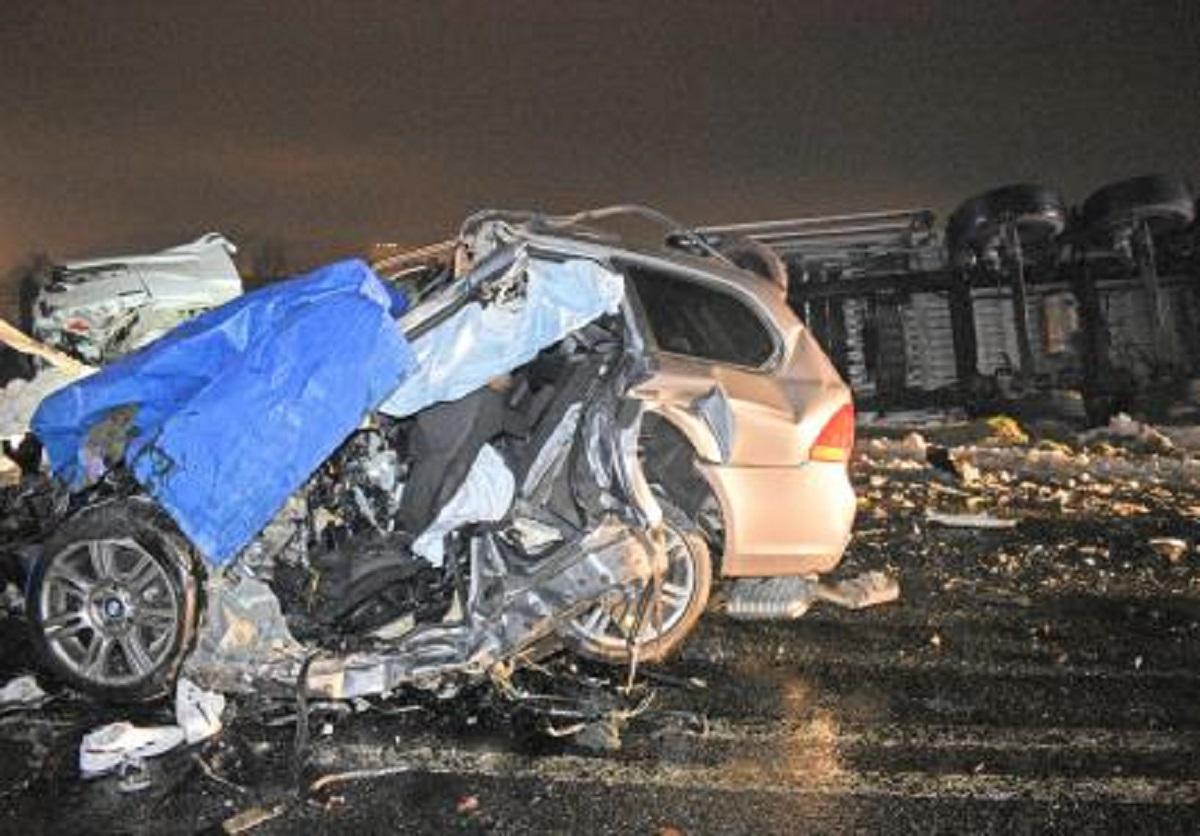 Român mort în urma unui groaznic accident de circulaţie produs în Italia Românul mort în accidentul din Italia avea doar 22 de ani