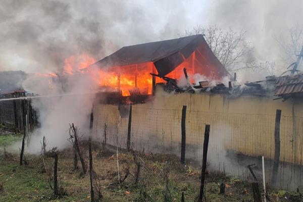 Cauza incendiului nu a fost încă stabilită