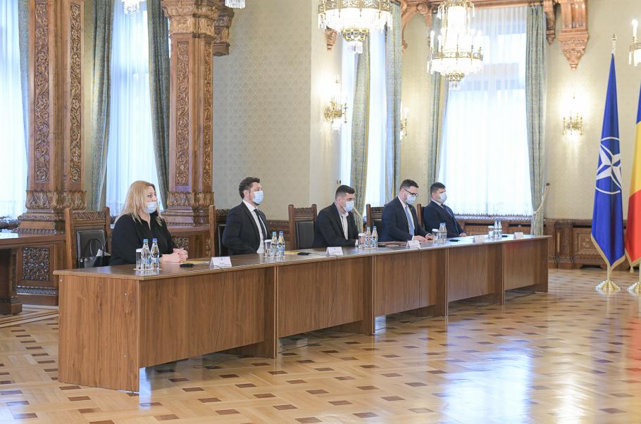 Delegația AUR la consultările de la Palatul Cotroceni Delegația AUR la consultările de la Palatul Cotroceni