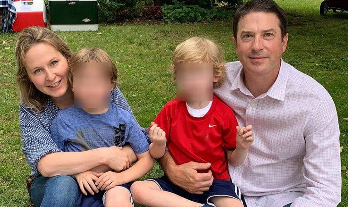 Familia a aflat cu stupoare că băieţelul lor de şase ani a cheltuit peste 16.000 de dolari pentru un joc Valorile tranzacţiilor au fost cuprinse între 1.99 dolari și 99 de dolari