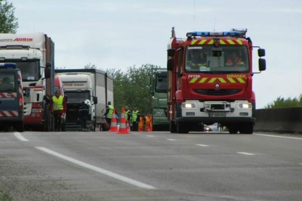 Șofer român ucis într-o parcare din Franța, strivit între două camioane