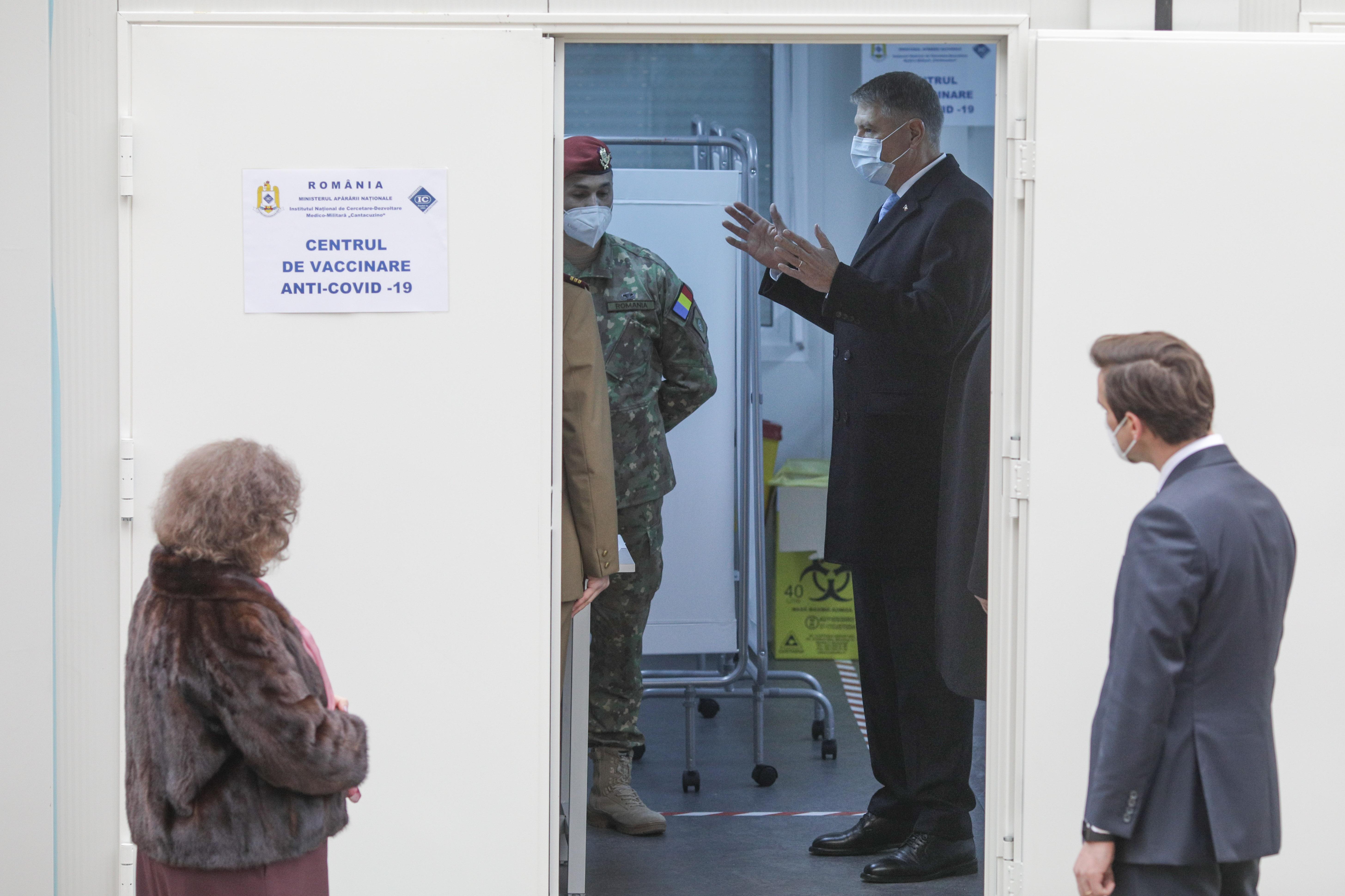 Klaus Iohannis, în vizită la Institutul Cantacuzino