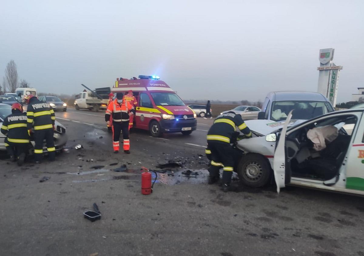 Trei răniţi în urma unui accident produs în Dâmboviţa Una dintre victimele accidentului din Dâmboviţa, transportată de urgenţă la UPU Târgovişte