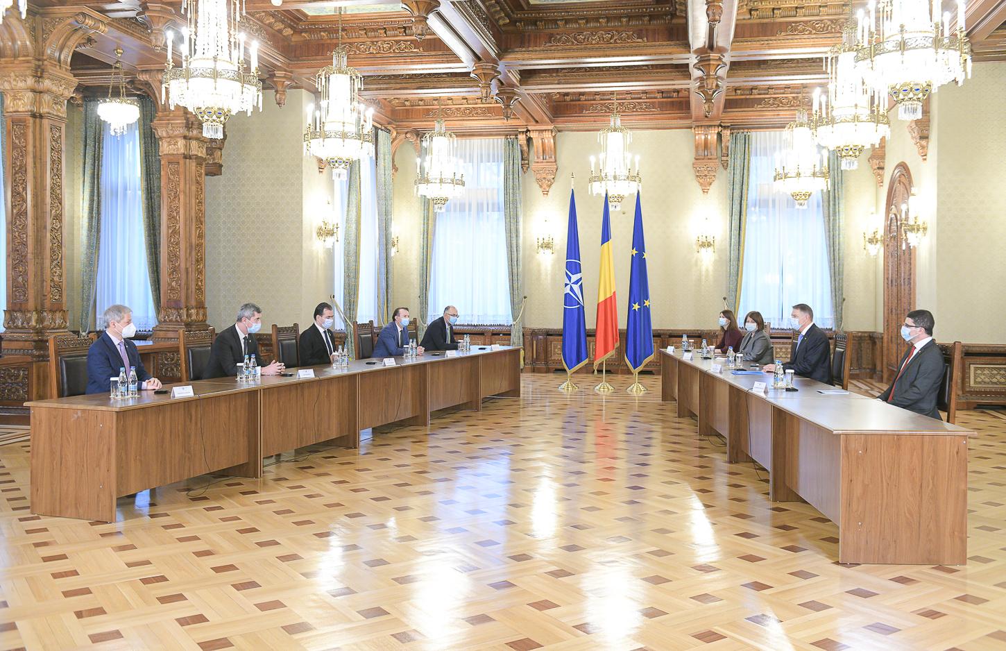 Klaus Iohannis a felicitat coaliţia de guvernare pentru că a ajuns la un acord