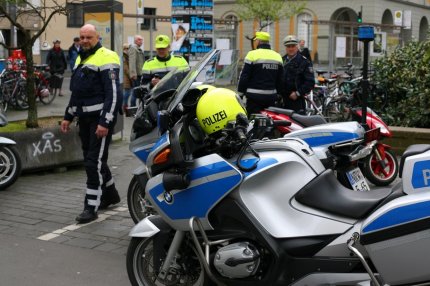 Poliţiştii germani intervin