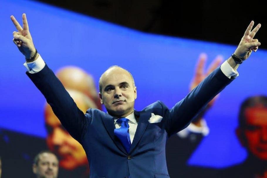 Rareş Bogdan, prima reacţie după căderea Guvernului Orban Rareş Bogdan dă asigurări că PNL câştigă alegerile anticipate