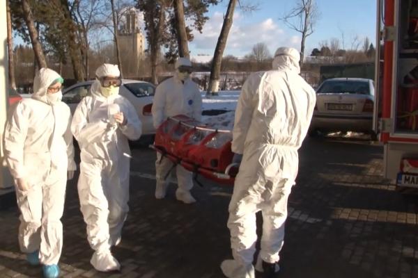 Primele precizări ale medicilor din Iași despre starea femeii suspectate de coronavirus Wuhan