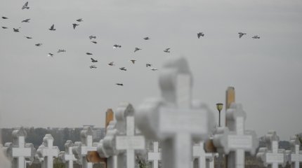 Cimitirile au fost închise în Ploiești