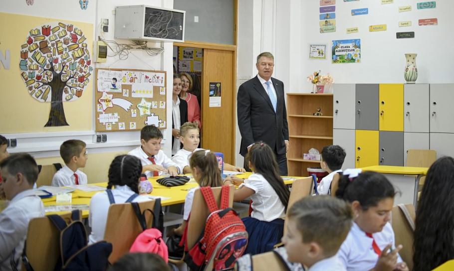 Klaus Iohannis Iohannis a decis: zile libere pentru părinți, cât timp școlile sunt închise