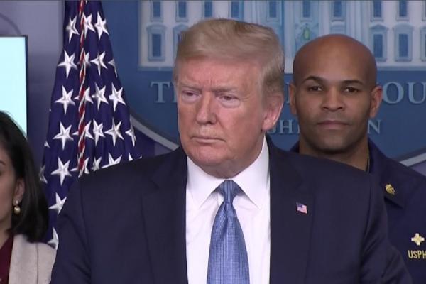 Coronavirusul nu poate fi controlat în SUA mai devreme de iulie sau august - Trump (Video)