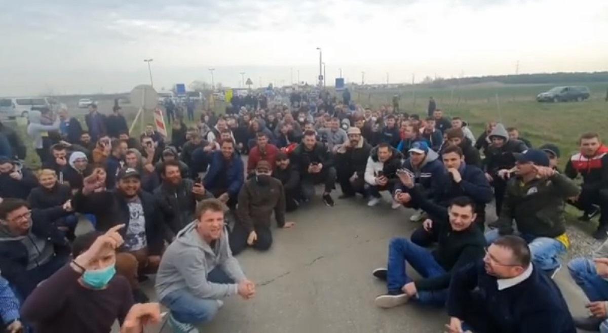 Români blocați la granița dintre Austria și Ungaria