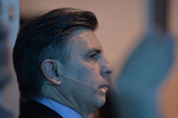 Ionuț Lupescu lucrează la UEFA